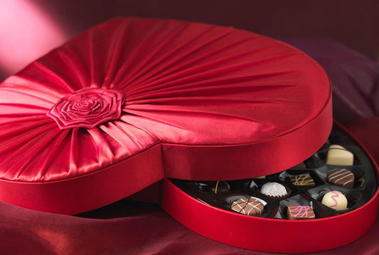 What makes chocolate as the ideal gift for valentine's day?