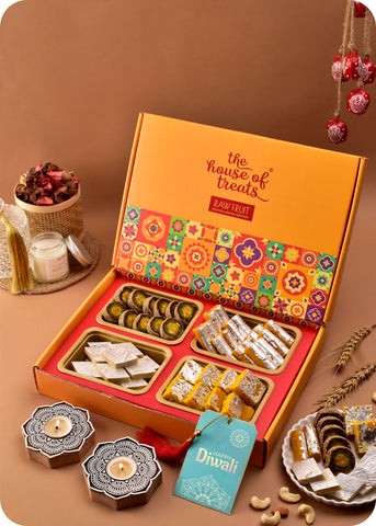 Diwali Gift hampers Besan Laddoo 200g Diwali Sweets Gift Diwali Gifts  Diwali Gift hampers for Employees Diwali Gifts for Family Besan Ladoo Diwali  Gift Items : Amazon.in: Grocery & Gourmet Foods