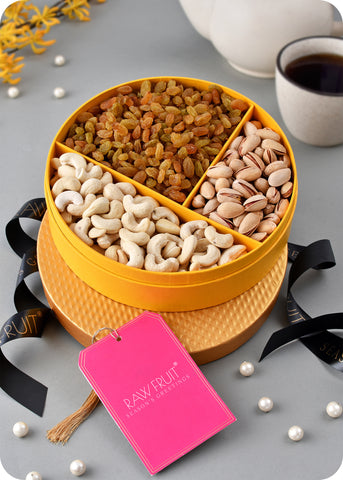 Cashew Raisins & Pistachio Gift Pack