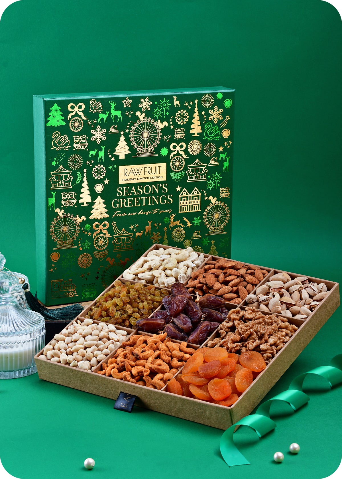 Seasons Greeting Wooden Tray with Premium Dry Fruits & Dried Apricot, Basic Green